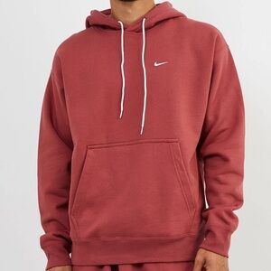 Nike Solo Swoosh
Men's Fleece Pullover Hoodie